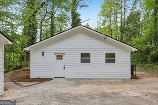 418 Honeysuckle Ln, Stockbridge, GA 30281 - Photo 1