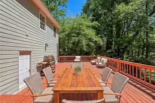 300 Farm Track, Roswell, GA 30075 - Photo 6