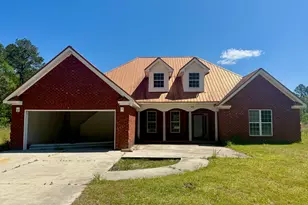43 Razorback Rd, Hinesville, GA 31313 - Photo 1