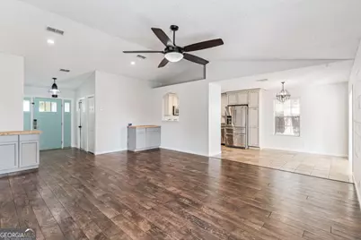 195 Windsor Circle, Woodbine, GA 31569 - Photo 6