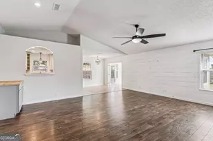 195 Windsor Cir, Woodbine, GA 31569 - Photo 4