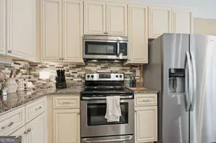 56 Brooks Lake Dr, Newnan, GA 30263 - Photo 12