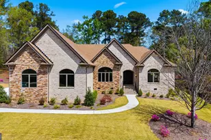 607 W Lake Cir, Augusta, GA 30907 - Photo 1