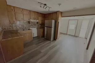 354 S Pine St, Toccoa, GA 30577 - Photo 6