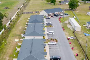 609 Beach Rd, Baxley, GA 31513 - Photo 4