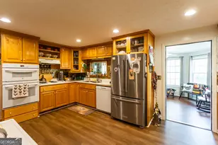 116 E Fulton St, Newborn, GA 30056 - Photo 28