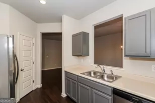6350 Rockaway Rd, Atlanta, GA 30349 - Photo 6
