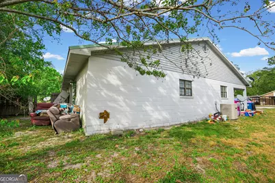 304 Cannon St, Nahunta, GA 31553 - Photo 6