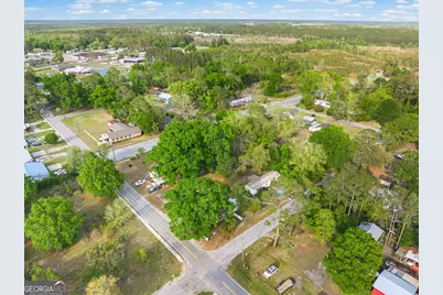 304 Cannon St, Nahunta, GA 31553 - Photo 28