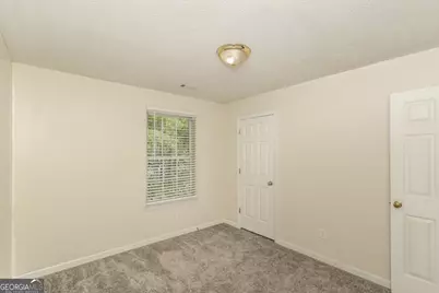 6076 Camden Forrest Drive, Riverdale, GA 30296 - Photo 14