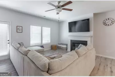3631 Abbey Way, Gainesville, GA 30507 - Photo 10