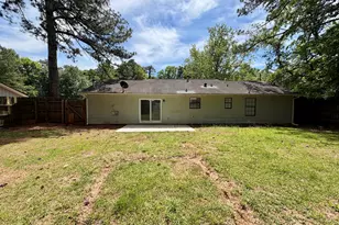 5663 St Thomas Dr, Lithonia, GA 30058 - Photo 14