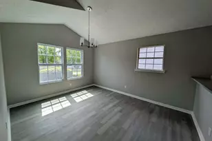 106 Pier Pt, Griffin, GA 30223 - Photo 4