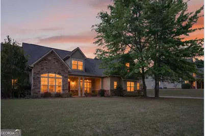 310 Ivy Lane, Senoia, GA 30276 - Photo 1