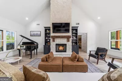 1351 Aqua Road, Madison, GA 30650 - Photo 10