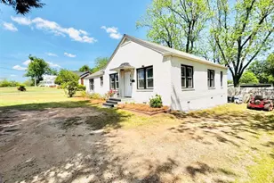 397 Shankle Heights, Commerce, GA 30529 - Photo 2