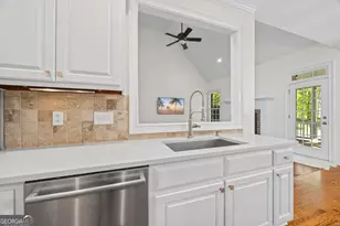1051 Lane Creek Way, Bishop, GA 30621 - Photo 18