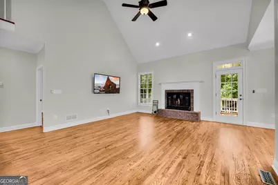 1051 Lane Creek Way, Bishop, GA 30621 - Photo 8