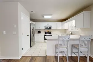 704 Hillwood Dr, Statesboro, GA 30458 - Photo 10