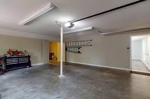 704 Hillwood Dr, Statesboro, GA 30458 - Photo 36