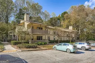 1607 Woodcliff Dr, Atlanta, GA 30350 - Photo 4