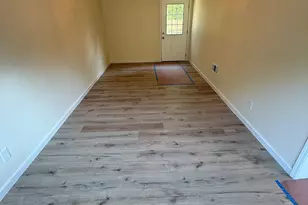 264 Shelburn Dr, Riverdale, GA 30274 - Photo 8