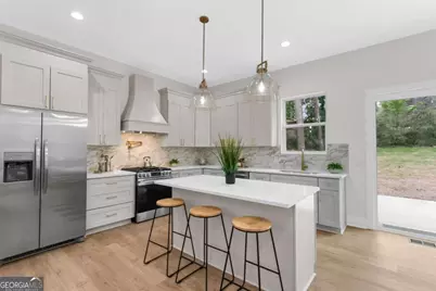 2911 Pine Valley Circle, East Point, GA 30344 - Photo 18