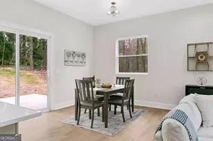 2911 Pine Valley Cir, East Point, GA 30344 - Photo 26