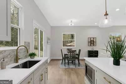2911 Pine Valley Circle, East Point, GA 30344 - Photo 24