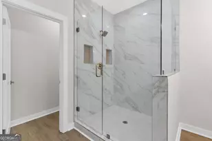 2911 Pine Valley Cir, East Point, GA 30344 - Photo 6