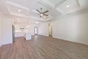 109 Jordan Dr, Thomasville, GA 31757 - Photo 2