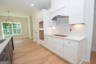17 Hedge Ct, Newnan, GA 30263 - Photo 12