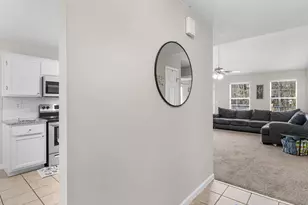 479 Lakeshore Dr, Stockbridge, GA 30281 - Photo 2