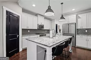 138 Bellehaven, Woodst, GA 30188 - Photo 6