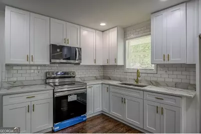 1044 Rocksprings Street, Forest Park, GA 30297 - Photo 6
