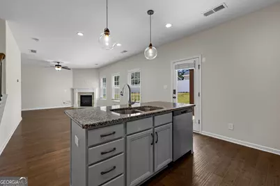139 Ashton Place, Newnan, GA 30265 - Photo 12