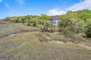 105 Captains Way, Brunswick, GA 31523 - Photo 4