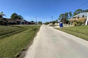 3709 10th St SW, Lehigh Acres, FL 33976 - Photo 4