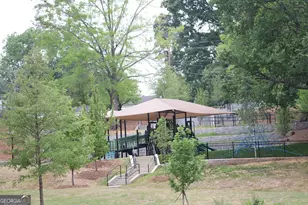298 Creighton Ave, Scottdale, GA 30079 - Photo 40