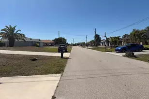 900 NW Embers Terrace, Cape Coral, FL 33993 - Photo 4