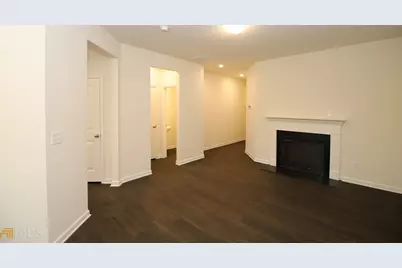 85 Chastain Circle, Newnan, GA 30263 - Photo 2