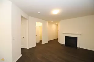 85 Chastain Cir, Newnan, GA 30263 - Photo 2
