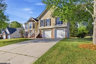 150 Blue Smoke Trail, Hampton, GA 30228 - Photo 2