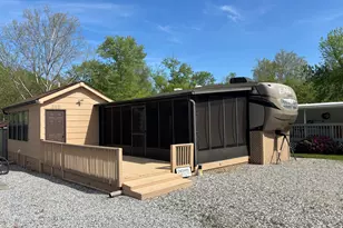 101 Bridge Loop Dr, Cleveland, GA 30528 - Photo 2