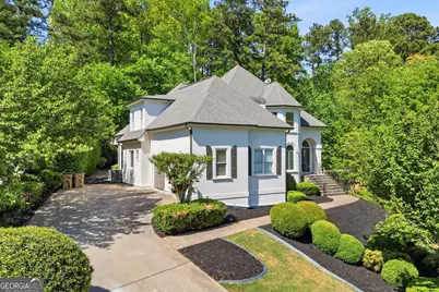 426 Clubview Drive, Woodstock, GA 30189 - Photo 2