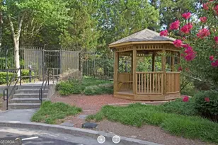 7150 W Peachtree Dunwoody Rd, Atlanta, GA 30328 - Photo 24