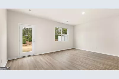 210 Kenmore Circle, Perry, GA 31069 - Photo 12