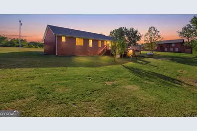 260 Brookhaven Circle, Toccoa, GA 30577 - Photo 2