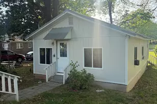 818 McBride Street SE, Gainesville, GA 30501 - Photo 2