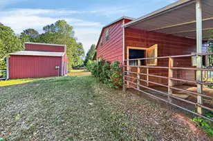 561 Leguin Mill Rd, Locust Grove, GA 30248 - Photo 38